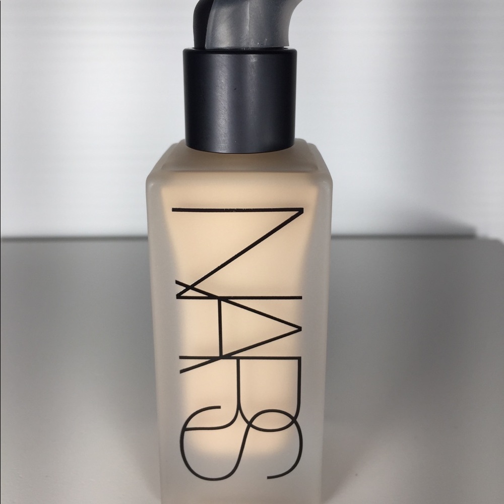NARS All Day Luminous: Gobi